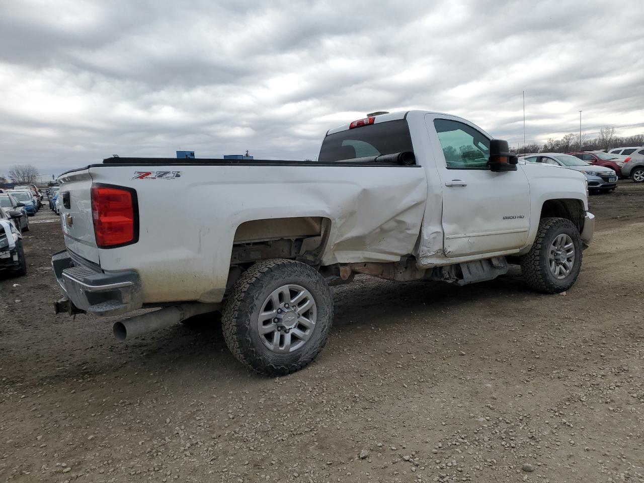 Изображение 3 2017 CHEVROLET SILVERADO K2500 HEAVY DUTY LT 2017 с VIN 1GC0KVEY9HZ224199