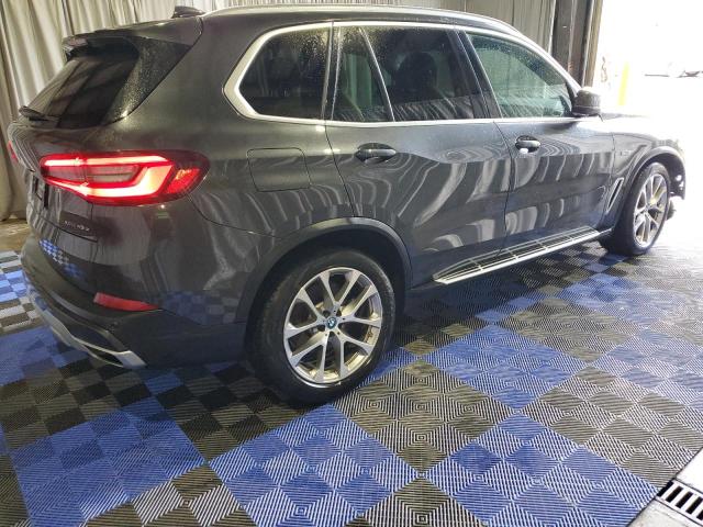 Obraz 3 z 2022 BMW X5 XDRIVE45E 2022 z VIN 5UXTA6C09N9M72479