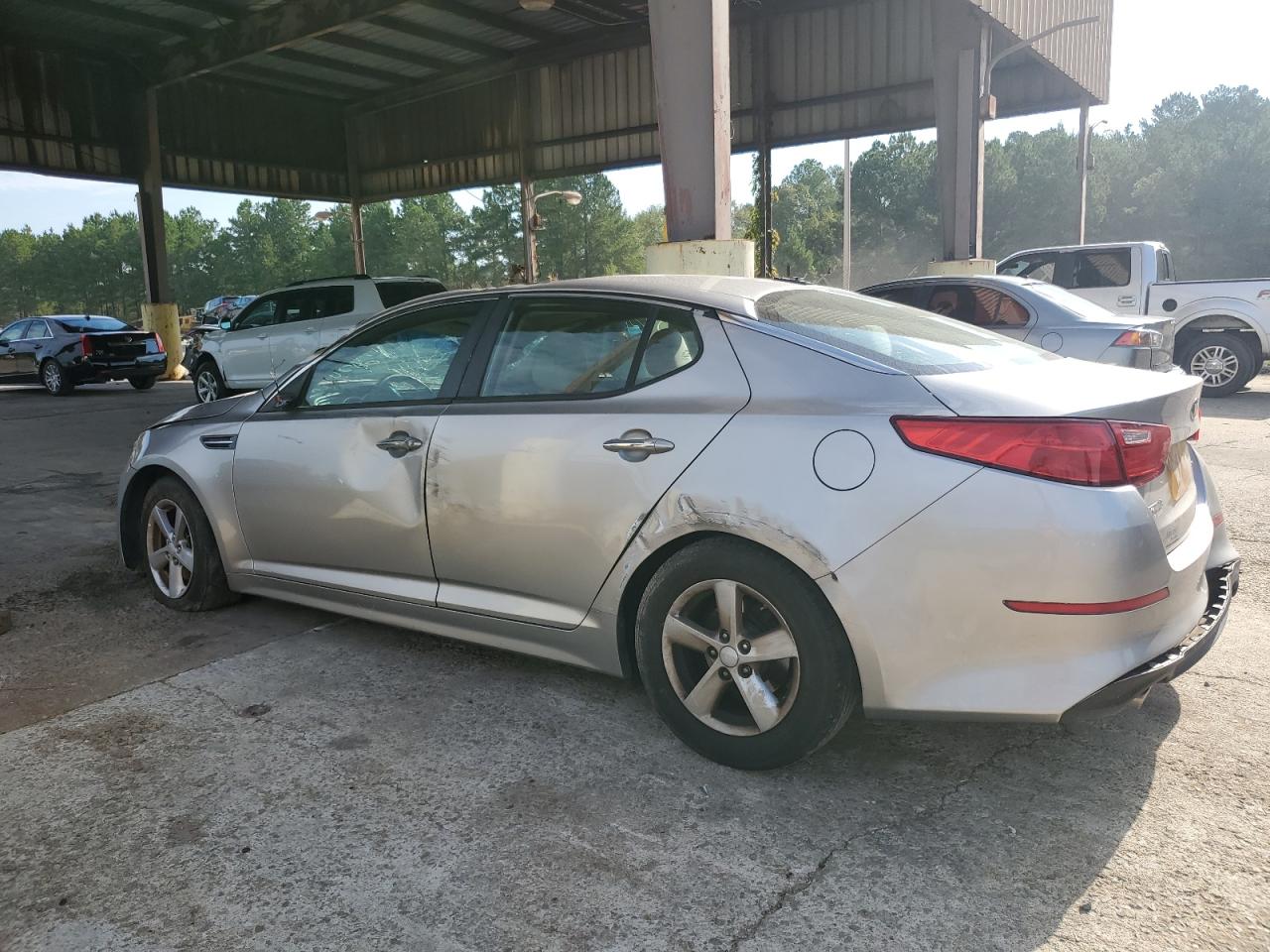 Obraz 2 z 2015 KIA OPTIMA LX 2015 z VIN 5XXGM4A72FG479096