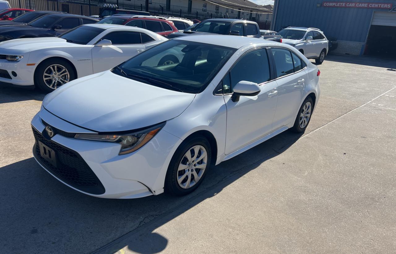 Obraz 2 z 2021 TOYOTA COROLLA LE 2021 z VIN 5YFEPMAE5MP185953