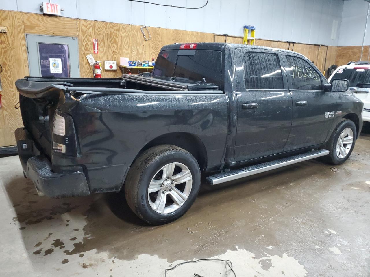 Image 3 of 2016 RAM 1500 SPORT 2016 with VIN 1C6RR7MT5GS158091