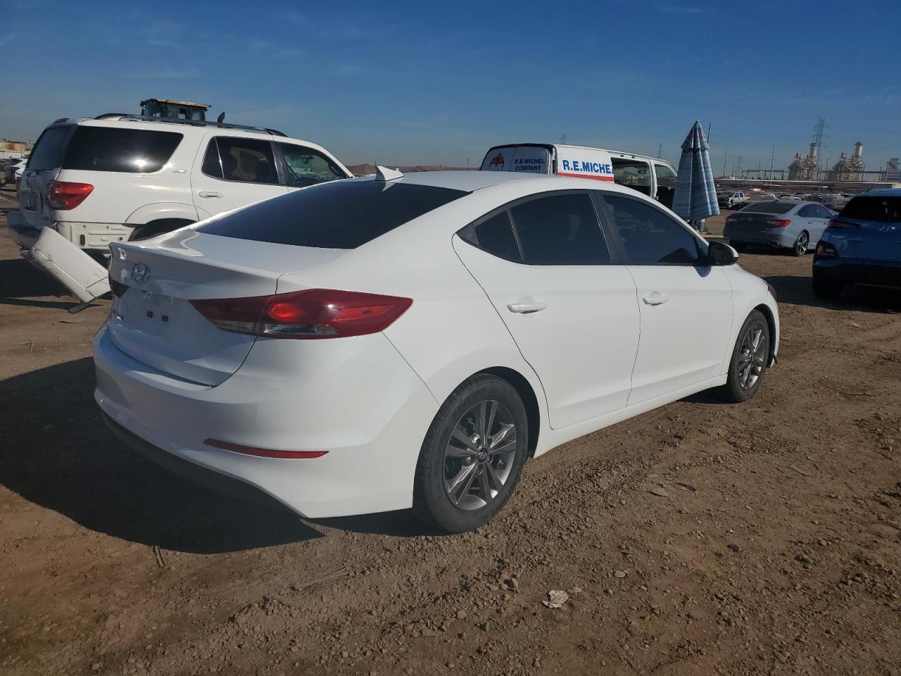 Image 3 of 2017 HYUNDAI ELANTRA SE 2017 with VIN 5NPD84LF4HH122330