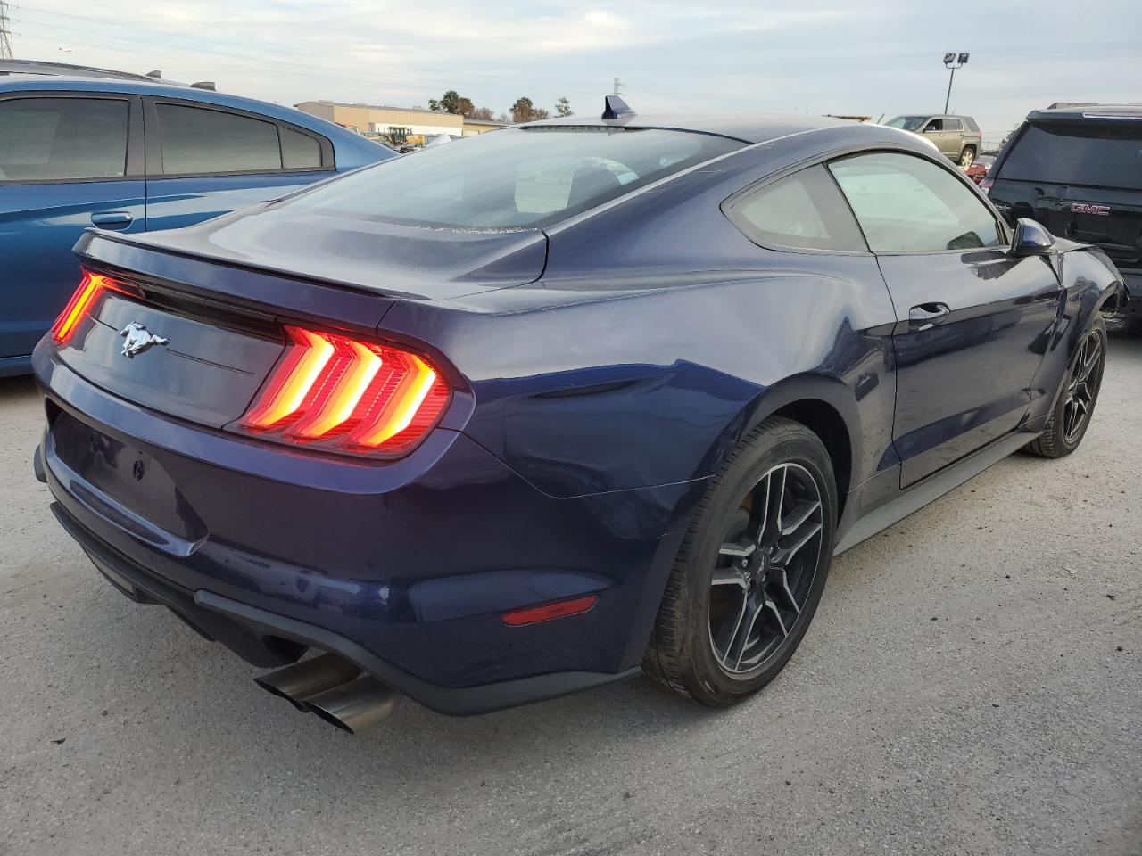 Изображение 3 Ford Mustang 2020 с VIN 1FA6P8TH4L5191411