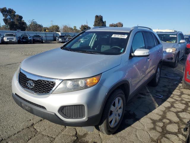 Obraz 1 z 2013 KIA SORENTO LX 2013 z VIN 5XYKT4A26DG402595