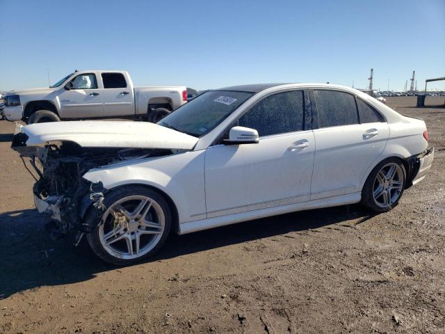 Obraz 1 z 2014 MERCEDES-BENZ C 250 2014 z VIN WDDGF4HB2EA917913