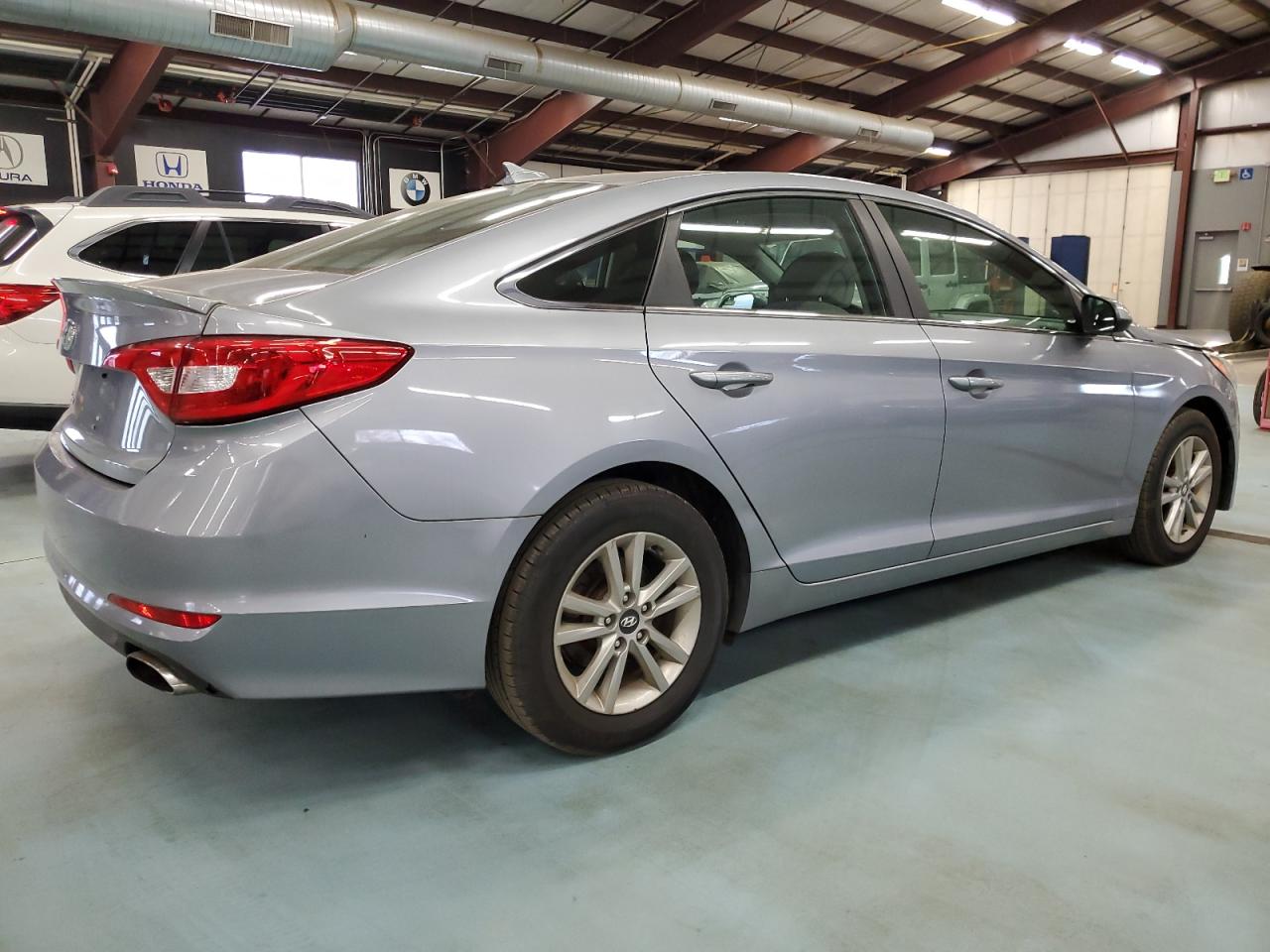 Image 3 of 2016 HYUNDAI SONATA SE 2016 with VIN 5NPE24AF5GH331535