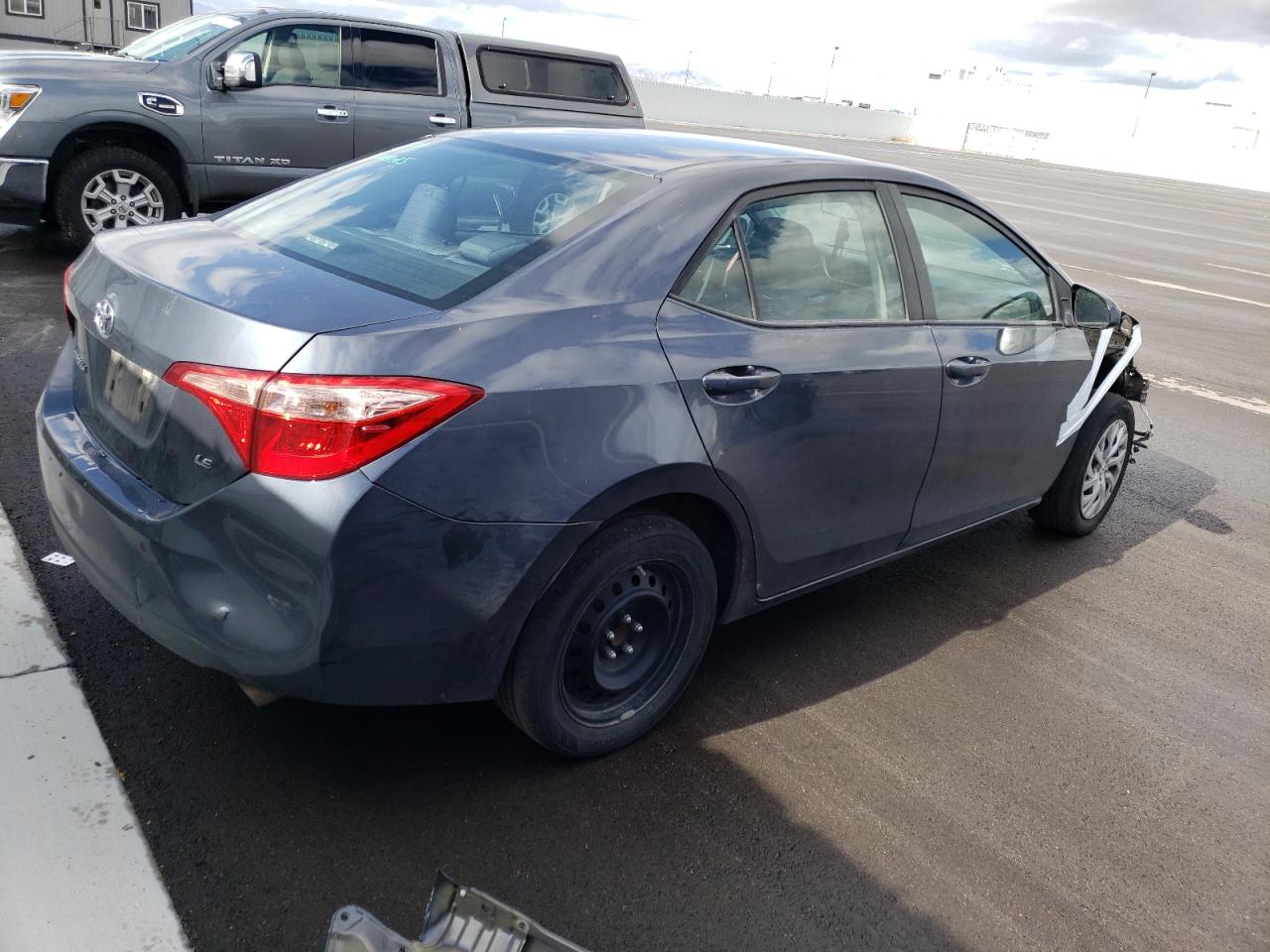 Obraz 3 z 2019 TOYOTA COROLLA L 2019 z VIN 5YFBURHE1KP932850