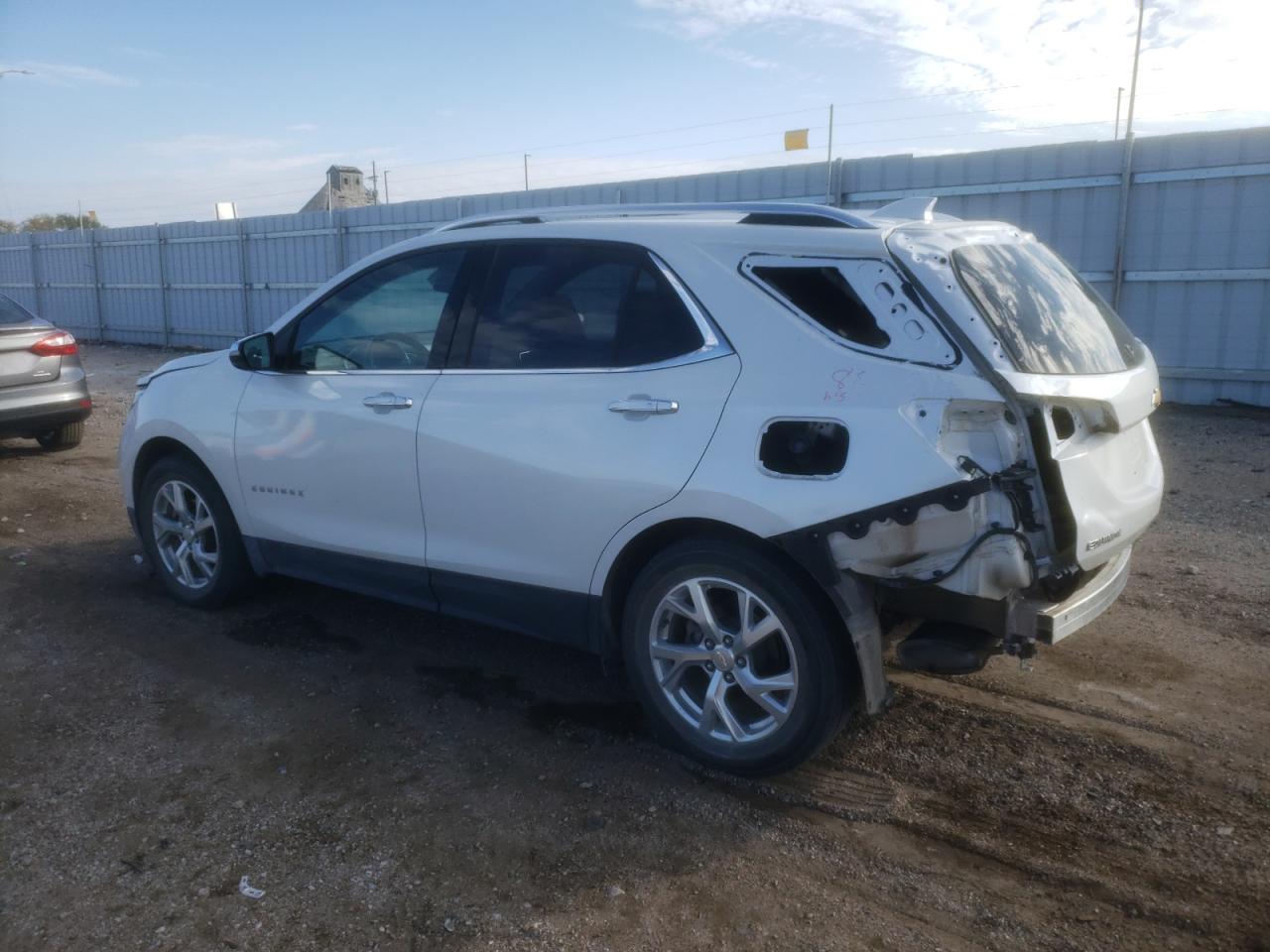 Изображение 2 2018 CHEVROLET EQUINOX PREMIER 2018 с VIN 2GNAXVEV5J6294593