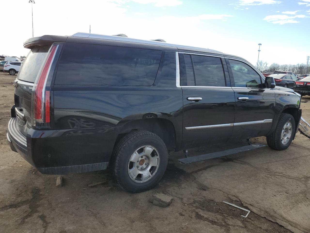 Obraz 3 z 2017 CADILLAC ESCALADE ESV LUXURY 2017 z VIN 1GYS4HKJ2HR313456
