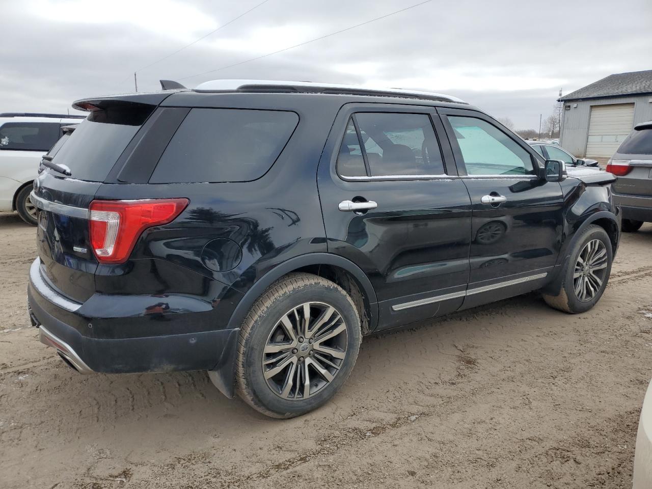 Изображение 3 2017 FORD EXPLORER PLATINUM 2017 с VIN 1FM5K8HT2HGB41941