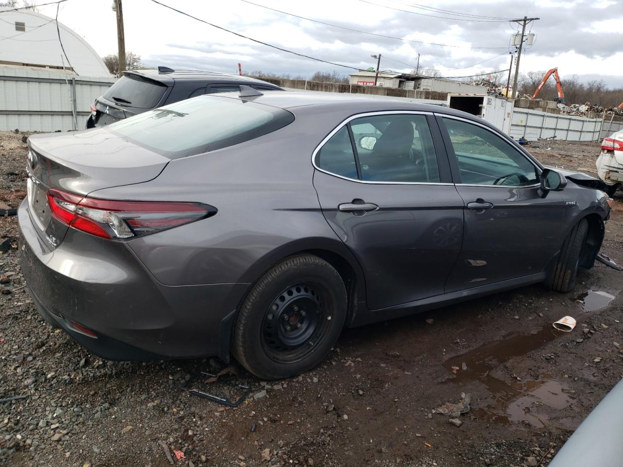 Изображение 3 2021 TOYOTA CAMRY LE 2021 с VIN 4T1C31AK1MU557794