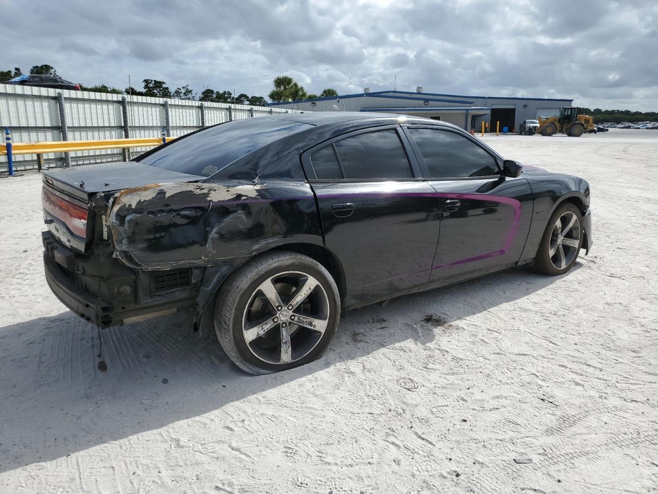 Obraz 3 z 2014 DODGE CHARGER POLICE 2014 z VIN 2C3CDXAT7EH245985