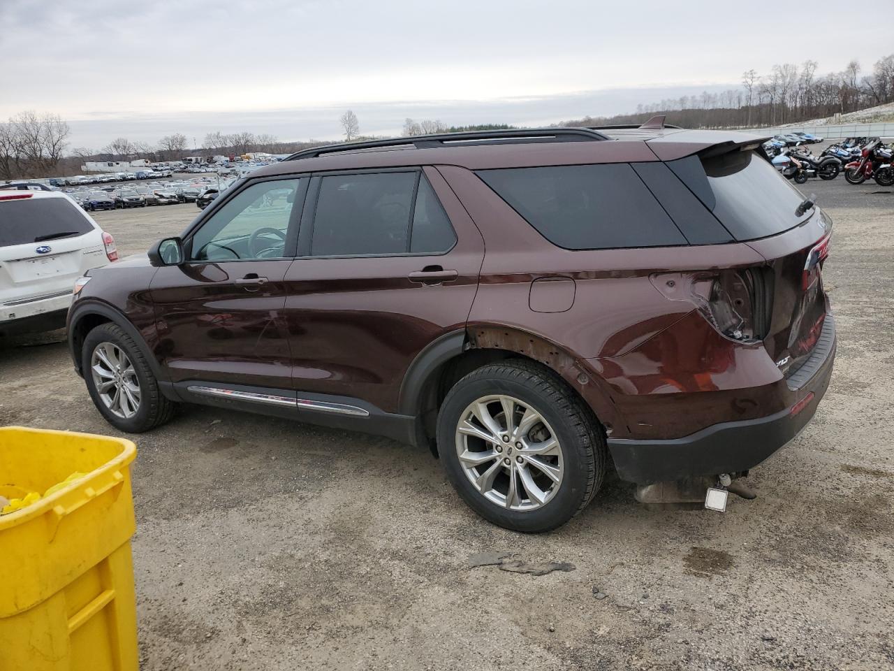 Obraz 2 z 2020 FORD EXPLORER XLT 2020 z VIN 1FMSK8DH7LGB61650