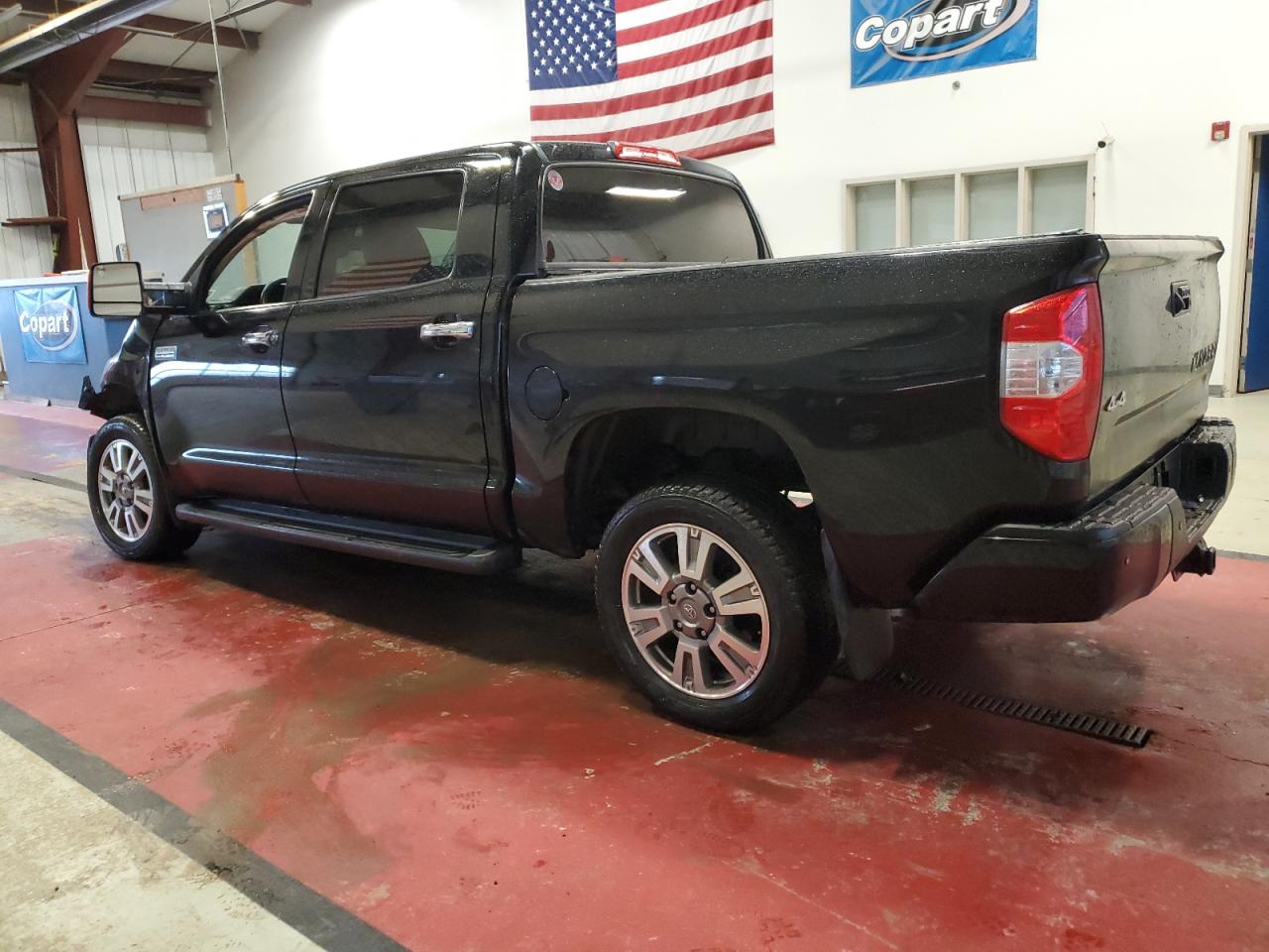Изображение 2 2017 TOYOTA TUNDRA CREWMAX 1794 2017 с VIN 5TFAY5F17HX589366