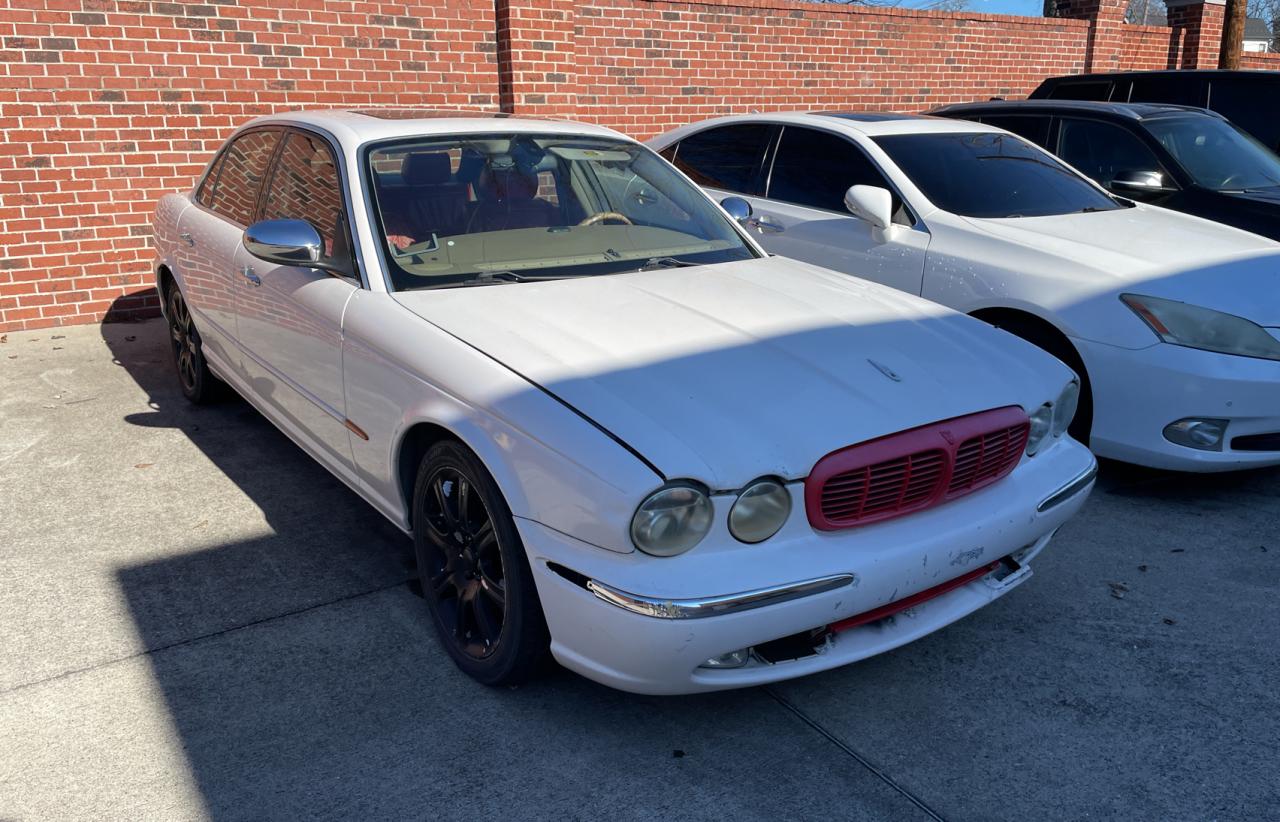 Изображение 2004 JAGUAR VANDENPLAS  2004