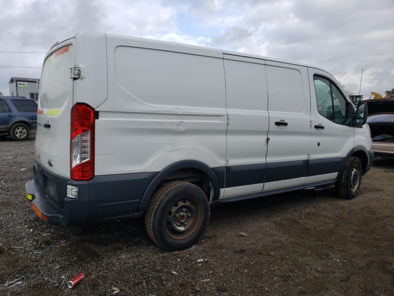Image 3 of 2018 FORD TRANSIT T-250 2018 with VIN 1FTYR1ZM4JKA15322