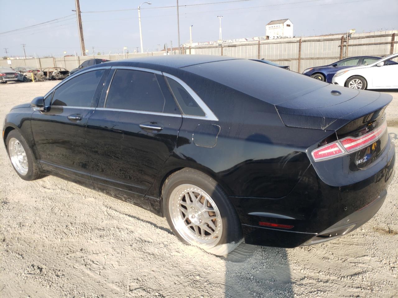 Image 2 of 2016 LINCOLN MKZ HYBRID 2016 with VIN 3LN6L2LU5GR629898