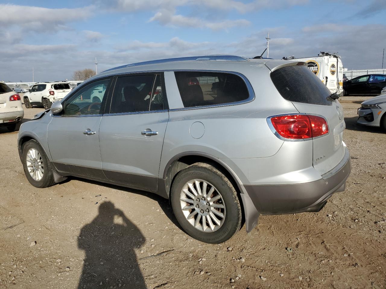 Obraz 2 z 2011 BUICK ENCLAVE CXL 2011 z VIN 5GAKVBED2BJ120477