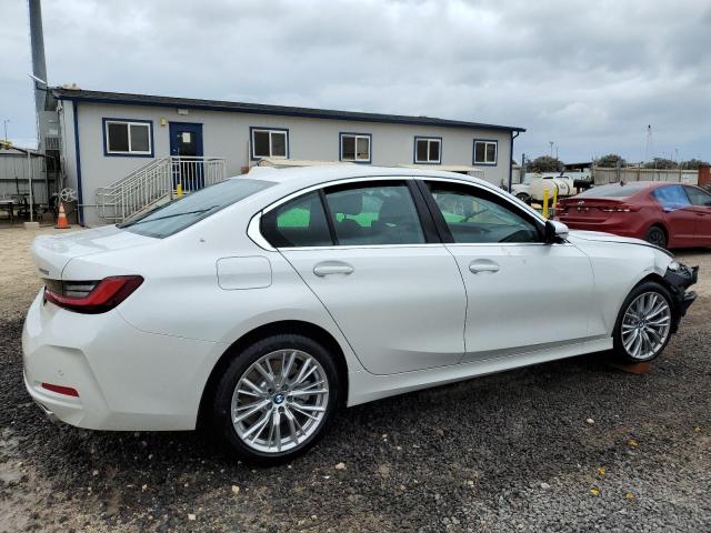 Изображение 3 2024 BMW 330I  2024 с VIN 3MW69FF01R8E39413