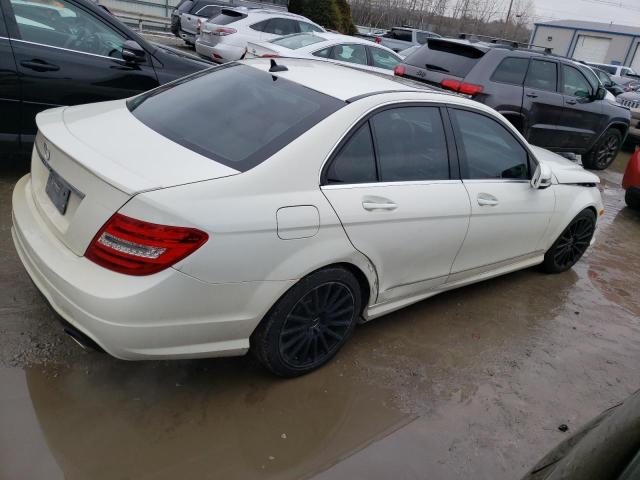 Obraz 3 z 2012 MERCEDES-BENZ C 300 4MATIC 2012 z VIN WDDGF8BBXCA698437