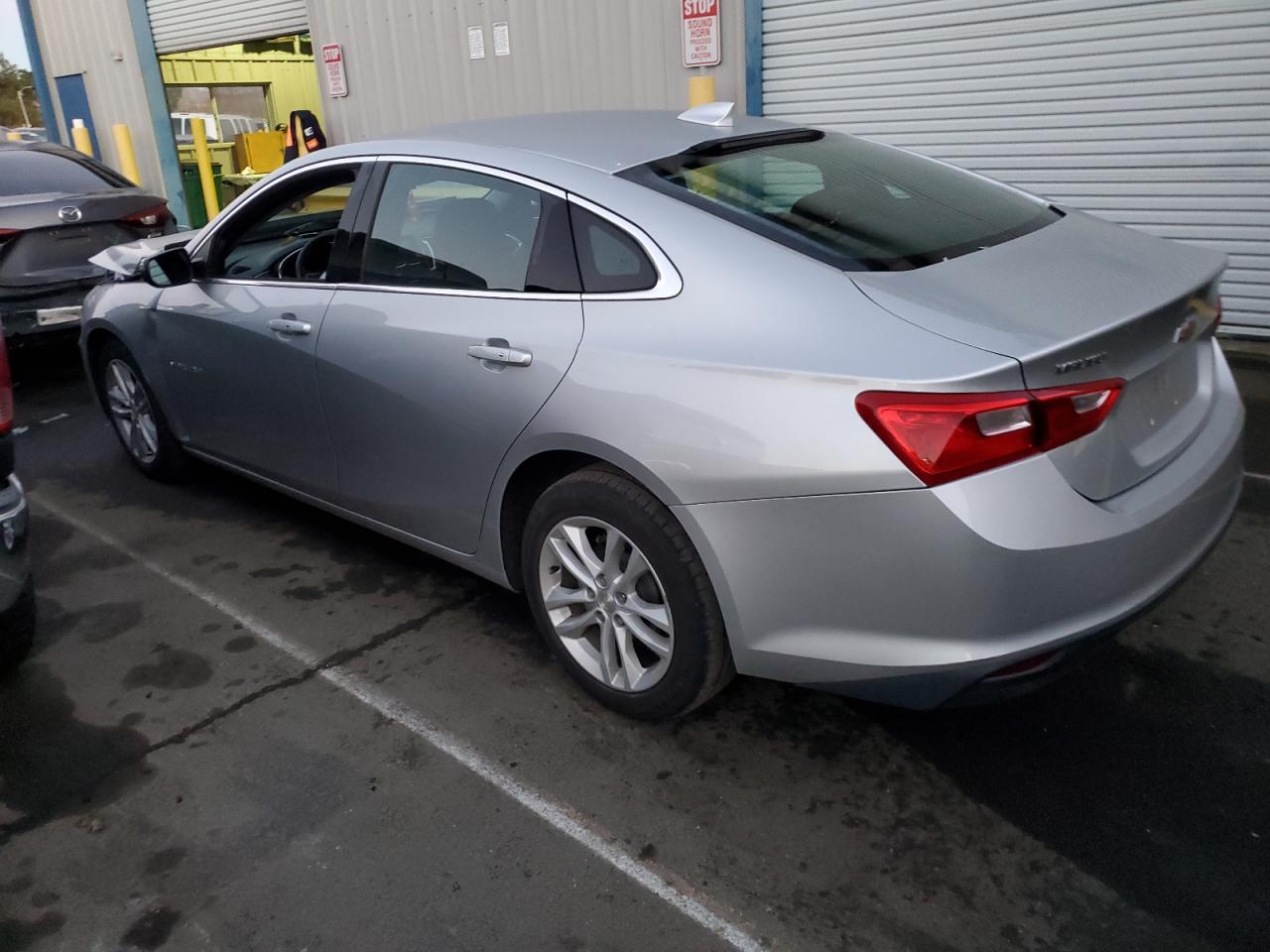 Image 2 of 2018 CHEVROLET MALIBU LT 2018 with VIN 1G1ZD5ST9JF184166