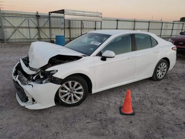 Изображение 1 2020 TOYOTA CAMRY LE 2020 с VIN 4T1C11AK2LU861012