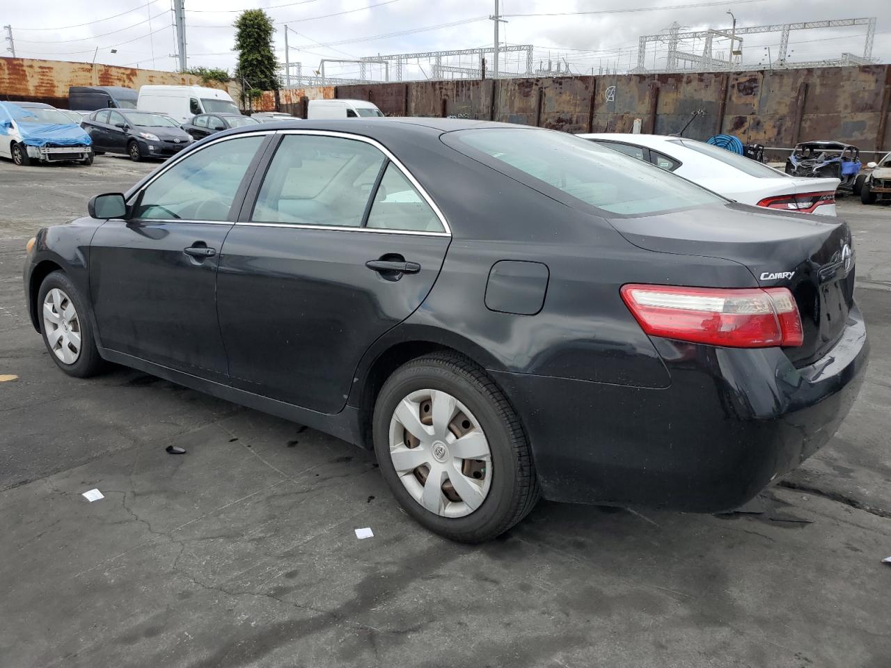 Image 2 of 2007 TOYOTA CAMRY CE 2007 with VIN 4T1BE46KX7U026419