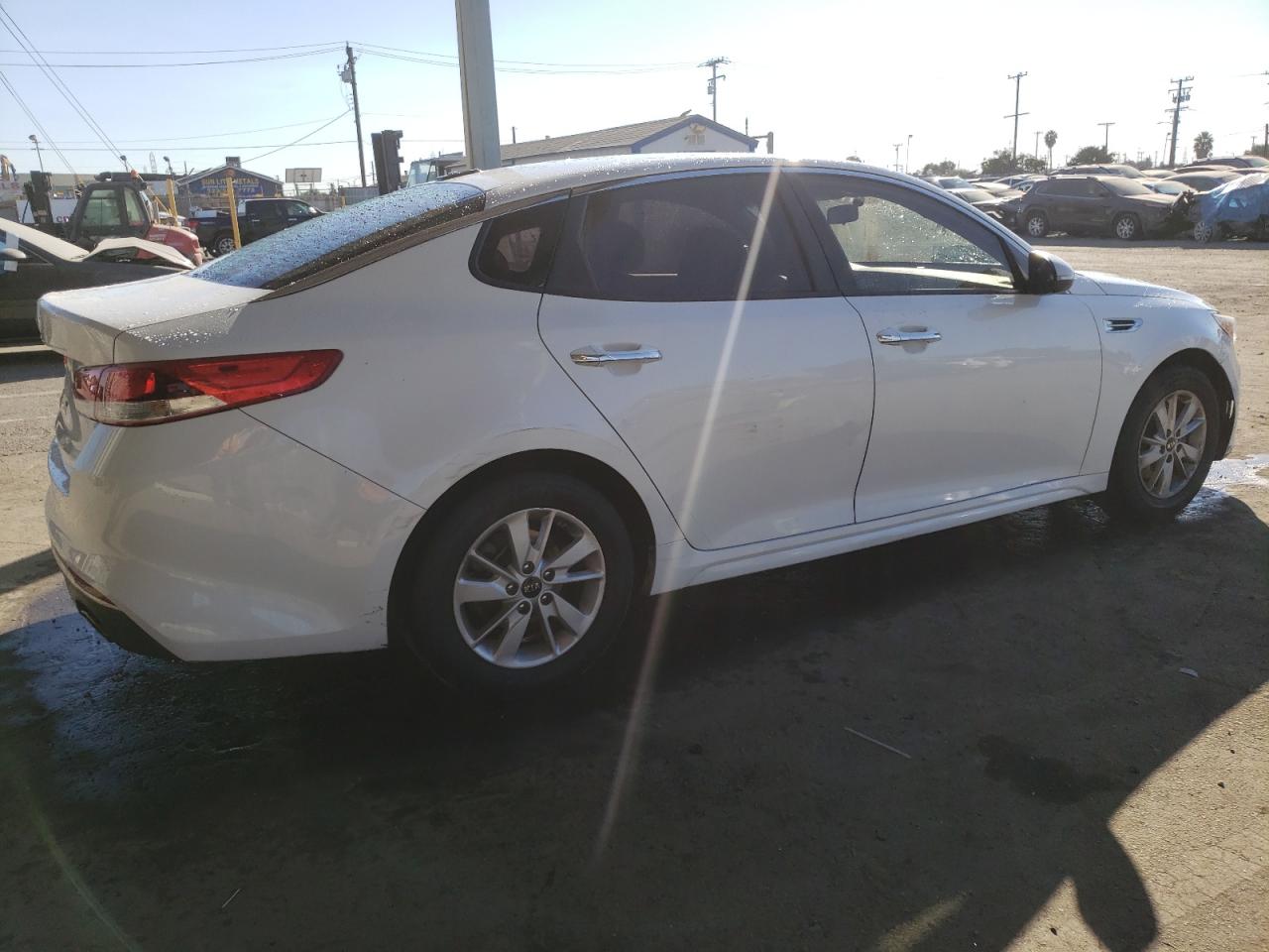 Obraz 3 z 2016 KIA OPTIMA LX 2016 z VIN 5XXGT4L36GG023939