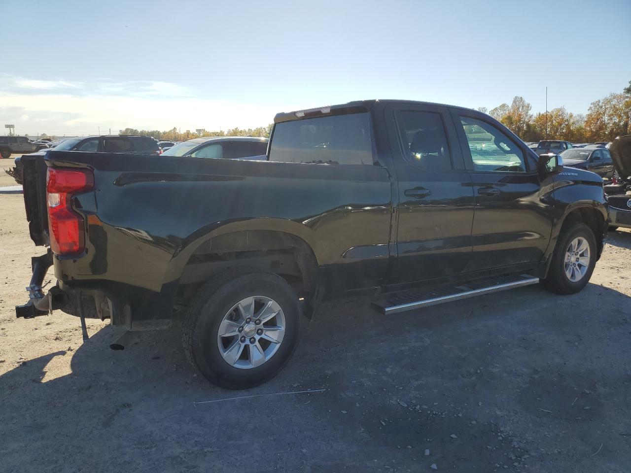 Obraz 3 z 2020 CHEVROLET SILVERADO K1500 LT 2020 z VIN 1GCRYDED2LZ237284