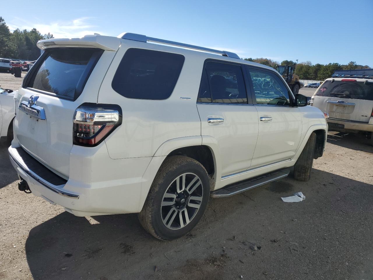 Image 3 of 2016 TOYOTA 4RUNNER SR5 2016 with VIN JTEZU5JR9G5133712
