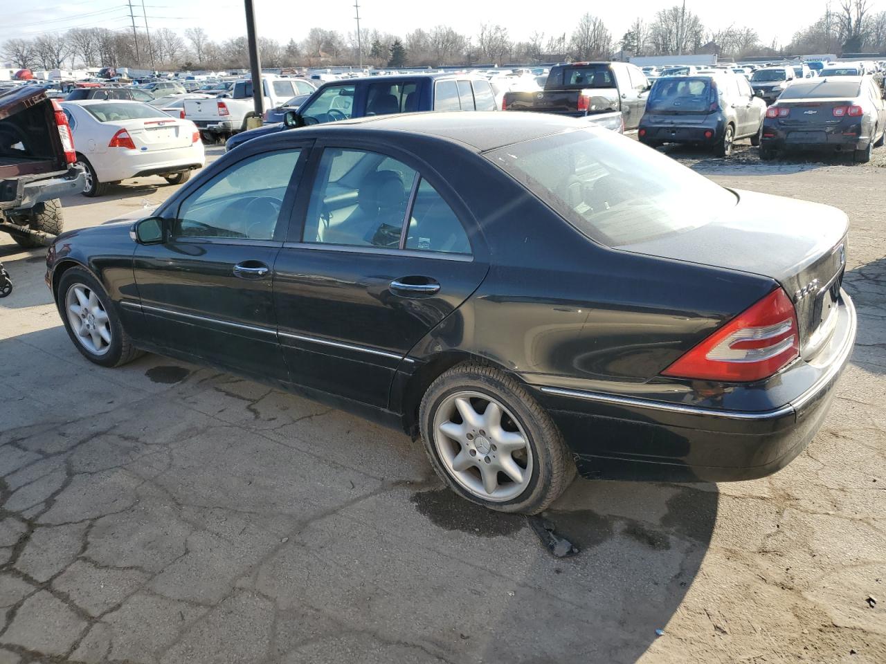 Изображение 2 2004 MERCEDES-BENZ C 240 4MATIC 2004 с VIN WDBRF81J44F448044