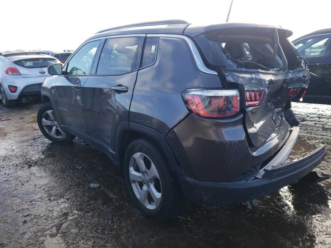 Image 2 of 2018 JEEP COMPASS LATITUDE 2018 with VIN 3C4NJCBB3JT467890