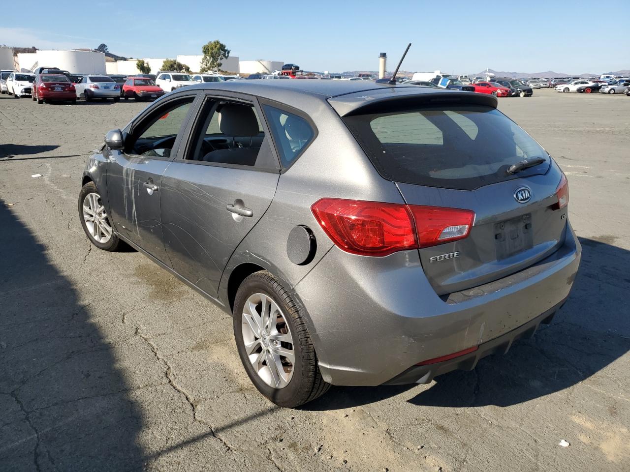 Изображение 2 2012 KIA FORTE EX 2012 с VIN KNAFU5A20C5493517
