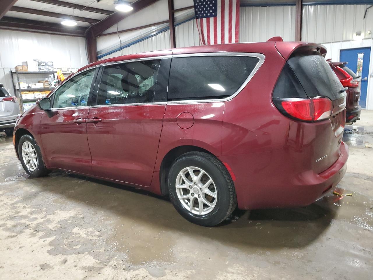 Image 2 of 2018 CHRYSLER PACIFICA LX 2018 with VIN 2C4RC1CG4JR113311