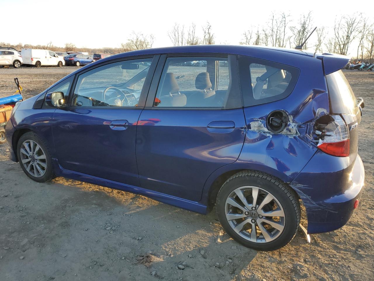 Image 2 of 2013 HONDA FIT SPORT 2013 with VIN JHMGE8H53DC070500