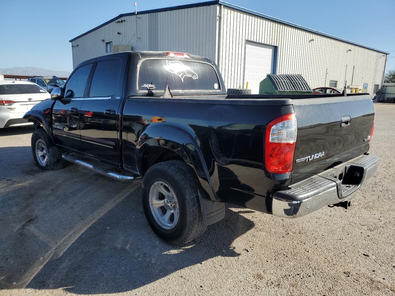 Изображение 2 2004 TOYOTA TUNDRA DOUBLE CAB SR5 2004 с VIN 5TBET34184S442845