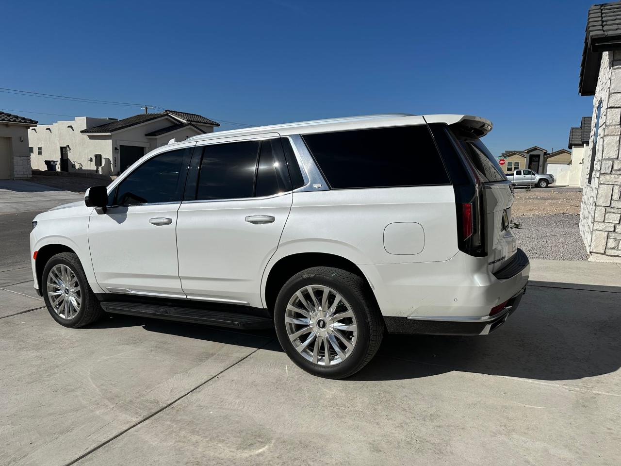 Image 3 of 2023 CADILLAC ESCALADE PREMIUM LUXURY 2023 with VIN 1GYS4BKL9PR309644