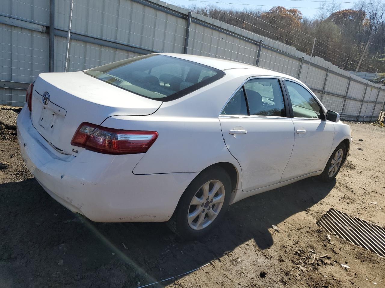 Изображение 3 2007 TOYOTA CAMRY CE 2007 с VIN 4T1BE46K27U613584