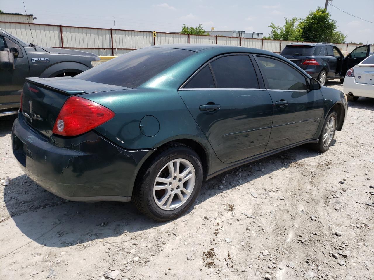 Obraz 3 z 2006 PONTIAC G6 SE1 2006 z VIN 1G2ZG558464111395