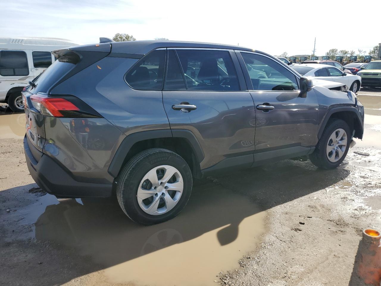 Image 3 of 2023 TOYOTA RAV4 LE 2023 with VIN 2T3H1RFV1PC218236