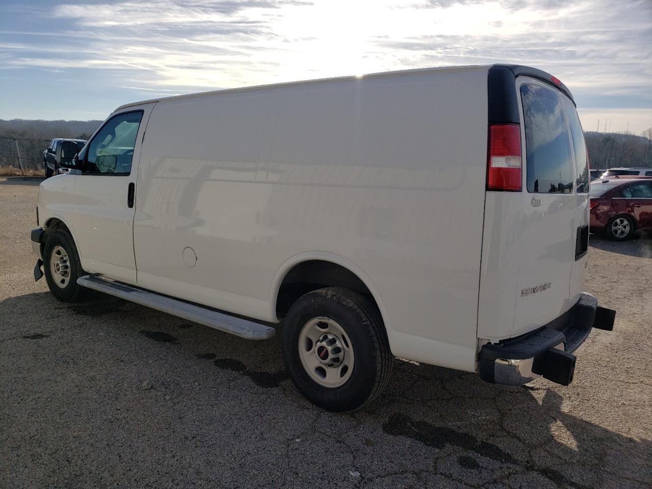 Image 2 of 2017 GMC SAVANA G2500 2017 with VIN 1GTW7AFF3H1915387