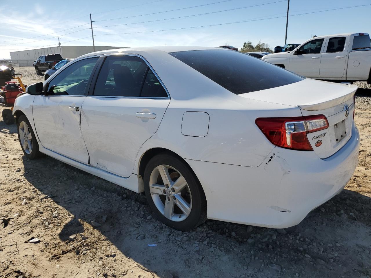 Изображение 2 2012 TOYOTA CAMRY BASE 2012 с VIN 4T1BF1FK6CU155733