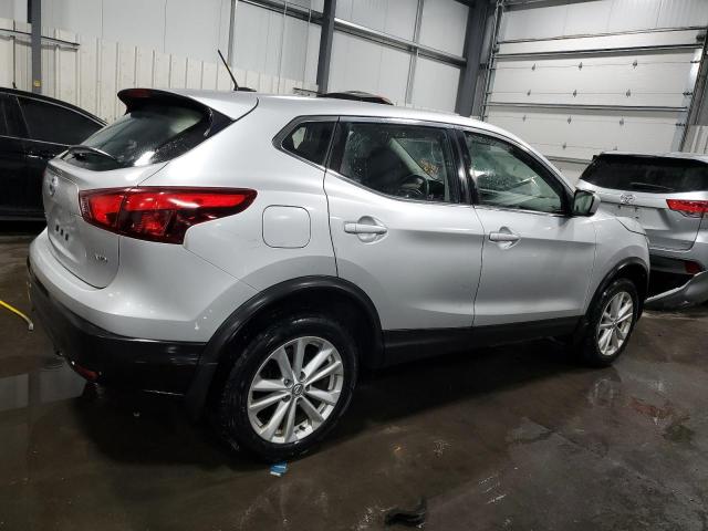 Image 3 of 2017 NISSAN ROGUE SPORT S 2017 with VIN JN1BJ1CR2HW128063