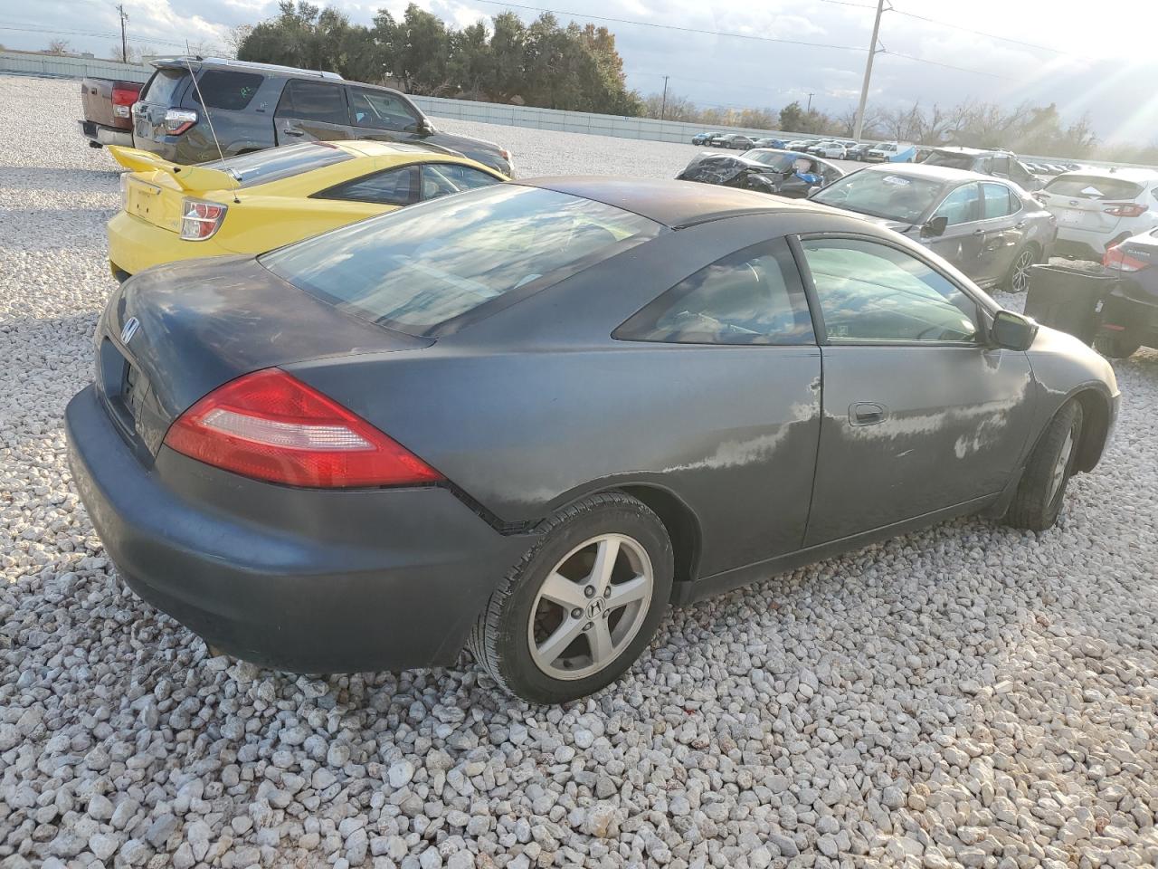Image 3 of 2003 HONDA ACCORD EX 2003 with VIN 1HGCM72603A024892