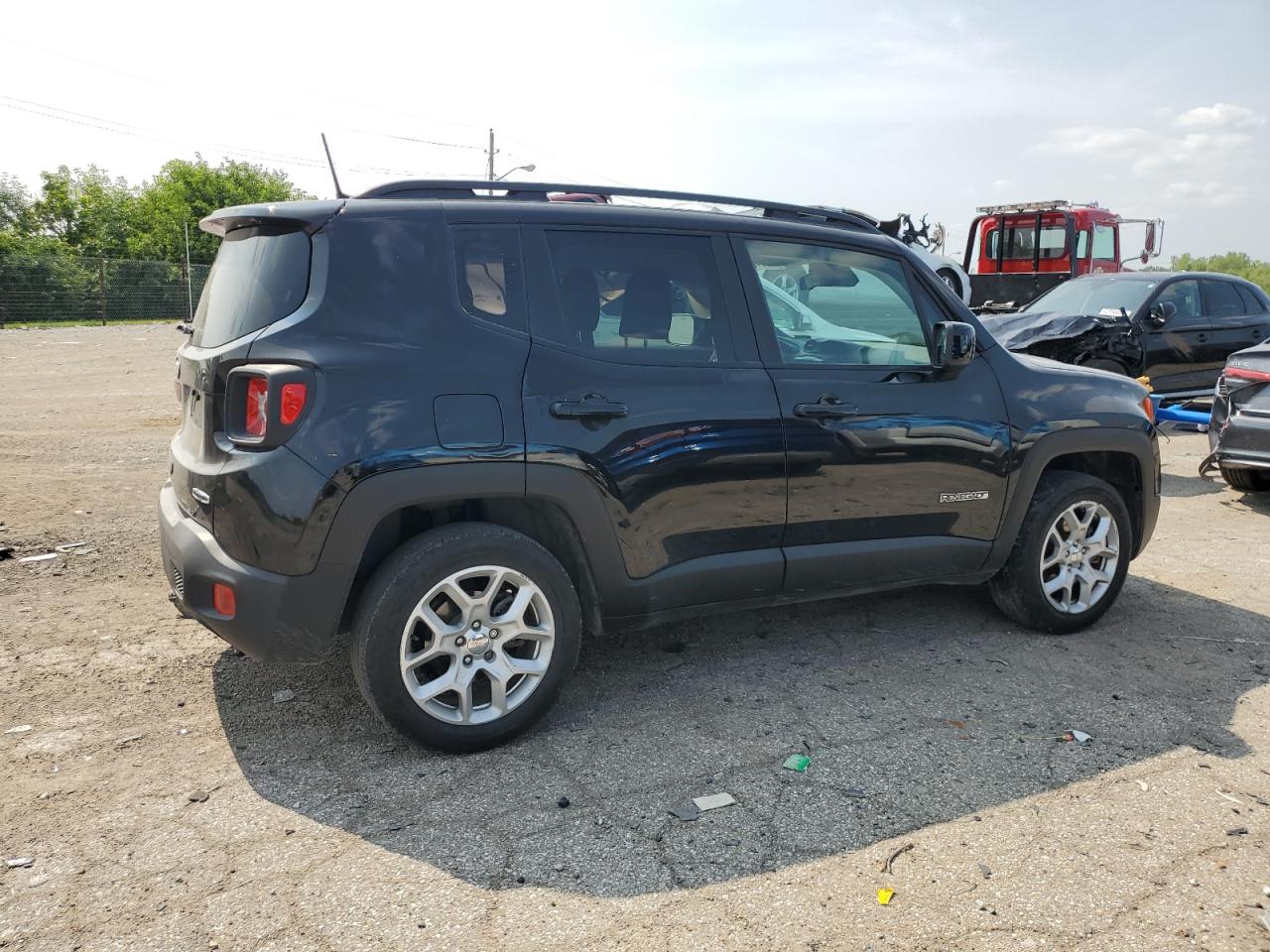 Obraz 3 z 2018 JEEP RENEGADE LATITUDE 2018 z VIN ZACCJBBB1JPG86761