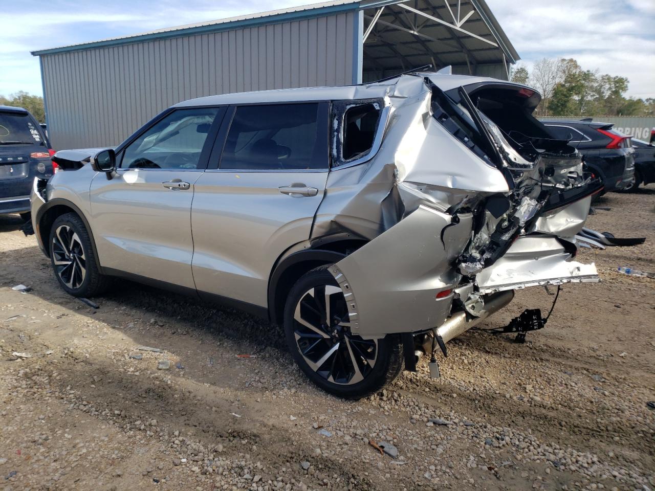 Obraz 2 z 2024 MITSUBISHI OUTLANDER SE 2024 z VIN JA4J3VA88RZ005527