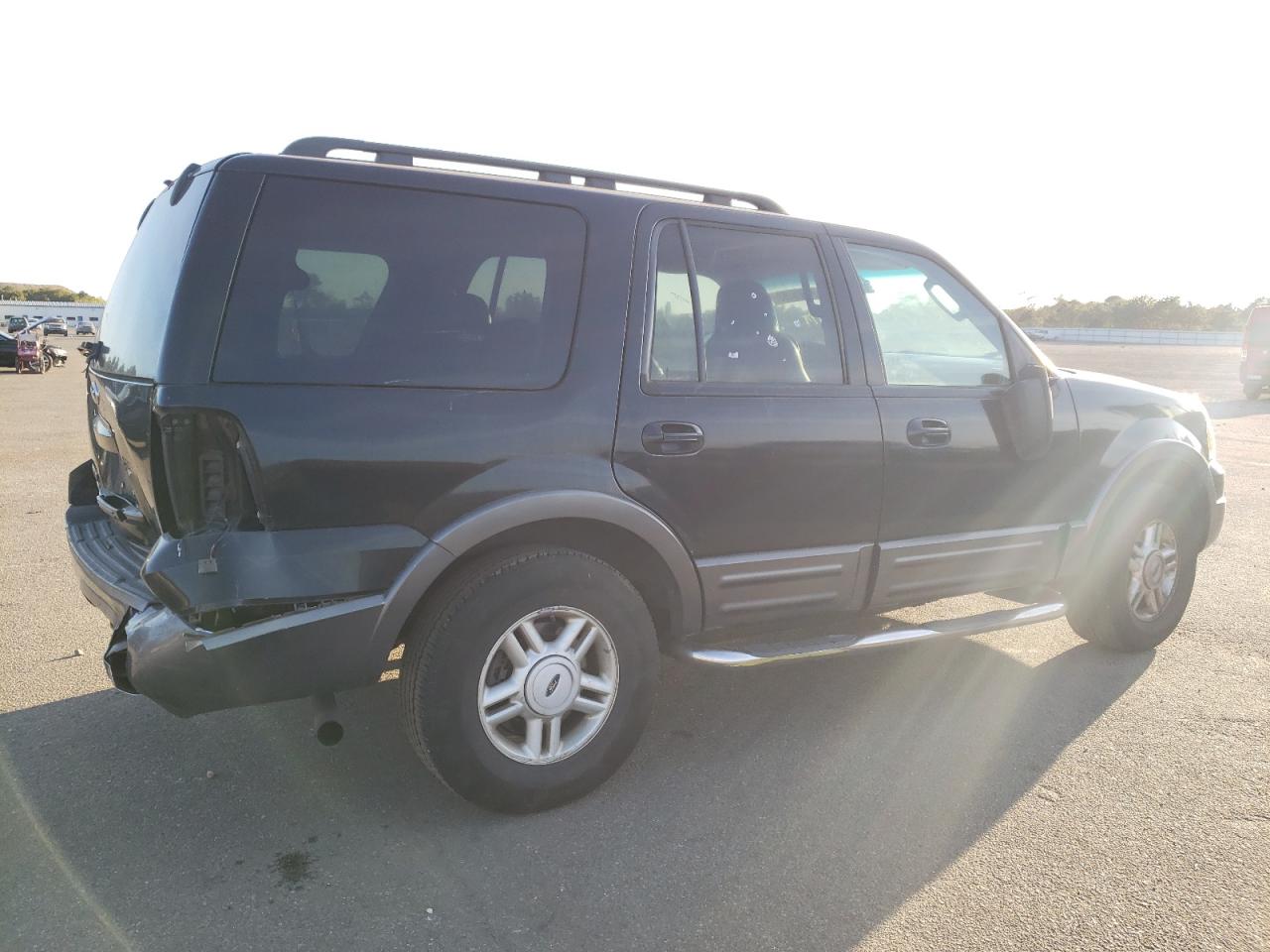 Изображение 3 2006 FORD EXPEDITION XLT 2006 с VIN 1FMFU16556LA56154