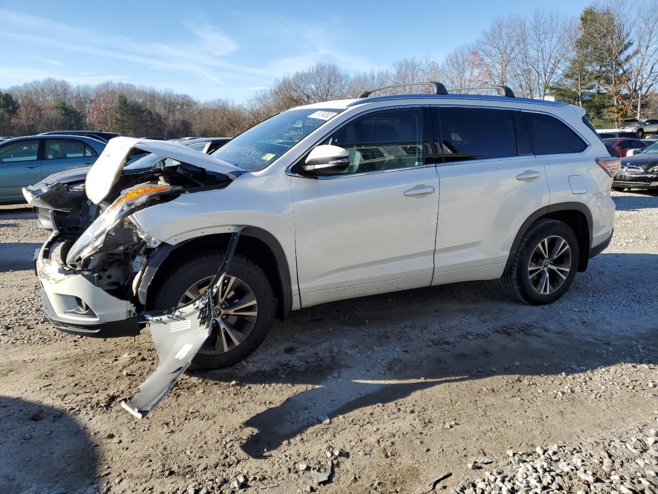 Obraz 1 z 2016 TOYOTA HIGHLANDER XLE 2016 z VIN 5TDJKRFH2GS314983