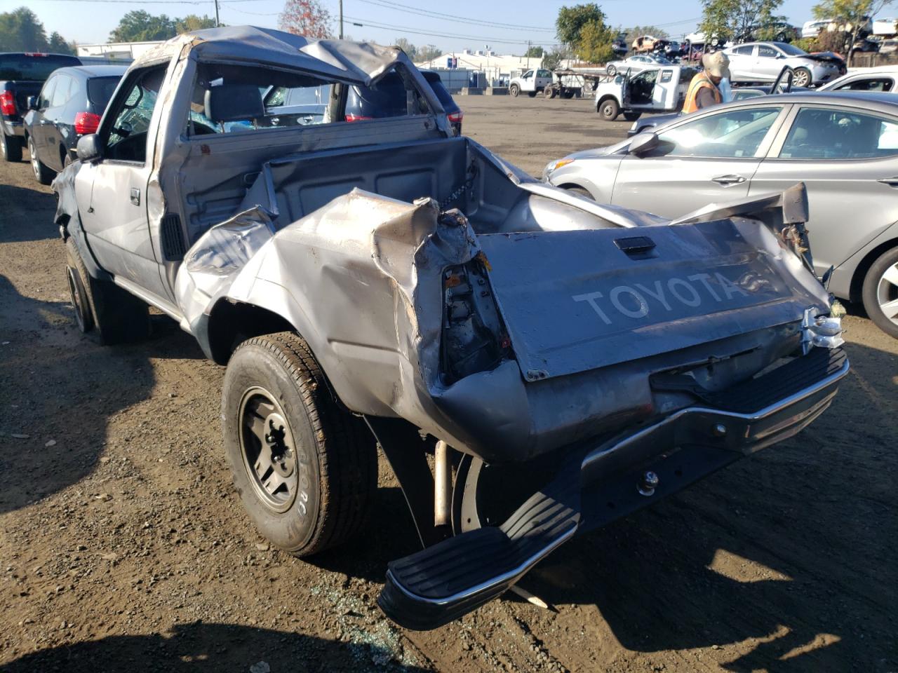 Obraz 2 z 1993 TOYOTA PICKUP 1/2 TON SHORT WHEELBASE DX 1993 z VIN 4TARN01P2PZ147359