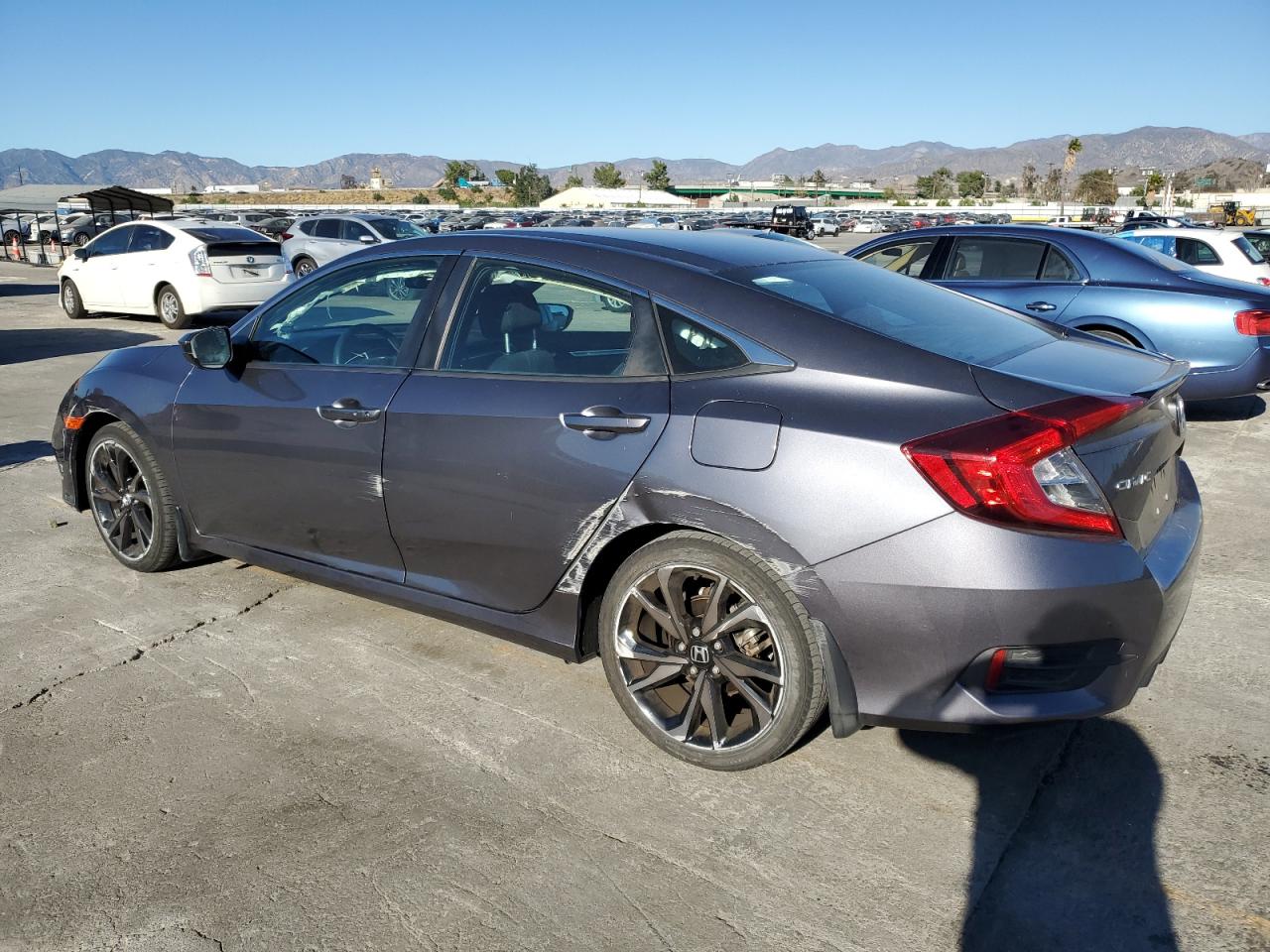 Изображение 2 2020 HONDA CIVIC SPORT 2020 с VIN 2HGFC2F83LH545122